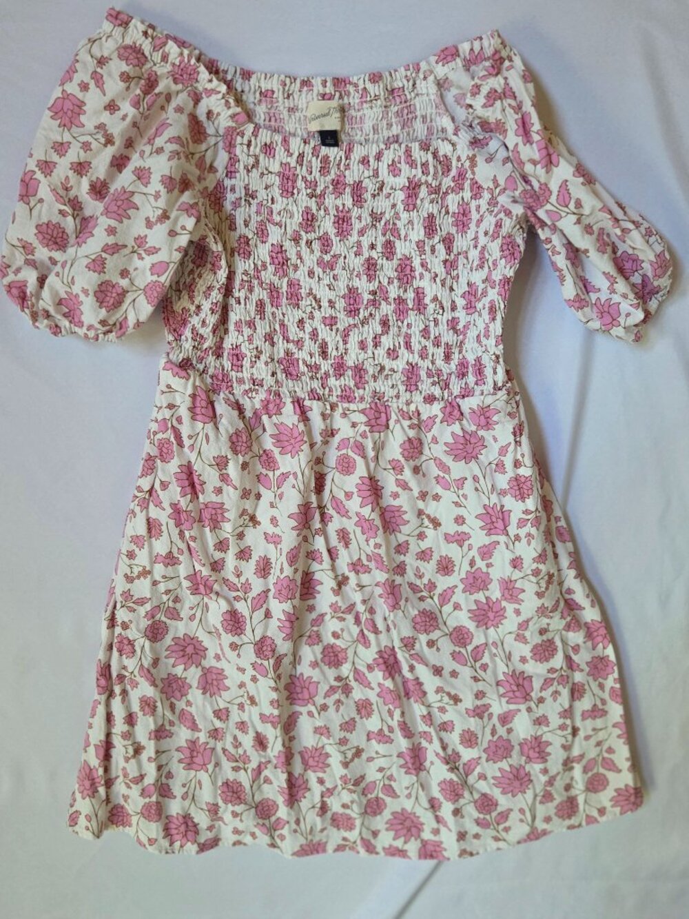 Universal Thread Smocked Floral Mini Dress — Pink & Cream | Size S